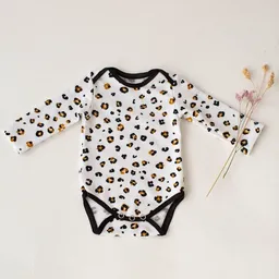 NoniKids Berlin Langarm Baby Body *Leopard weiß* Bio Baumwolle | NoniKids Berlin – Produktbild 1 von 1