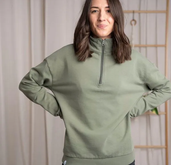 Vresh Clothing Vresh Clothing Valentin - Unisex Half-Zip-Hoodie aus Biobaumwolle, Salbei, – Produktbild 4 von 4