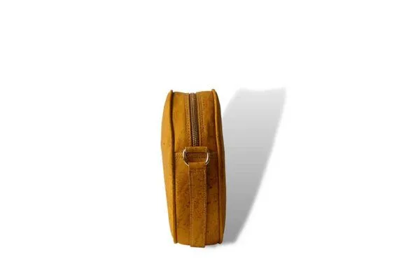 MATES OF NATURE MATES OF NATURE Circle Bag | Runde Korkleder-Handtasche, Mustard (gelb), – Produktbild 4 von 4