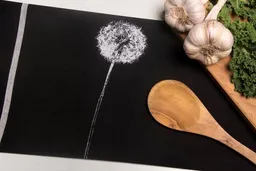 Hirschkind Hirschkind Bio & Fair-Trade-Geschirrtuch "Pusteblume", schwarz – Produktbild 1 von 1