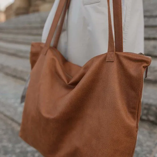 BOWLEANIES TASCHEN BOWLEANIES TASCHEN Mom Bag | Großer Shopper aus Lederfaserstoff mit Reißverschluss, Braun, – Produktbild 1 von 4