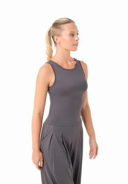 ORGANICATION ORGANICATION ANNYA | Sportliches Tanktop aus recyceltem Polyamid, Shadow, – Produktbild 1 von 4