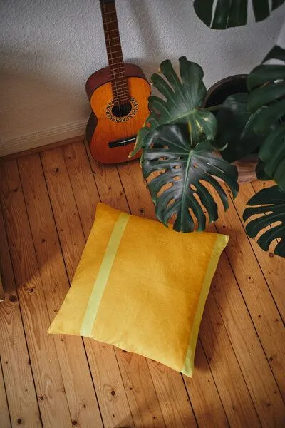 HängemattenGlück HängemattenGlück Große Sofakissen aus Latex & Kapok, Mango (gelb rautenmuster), – Produktbild 2 von 4
