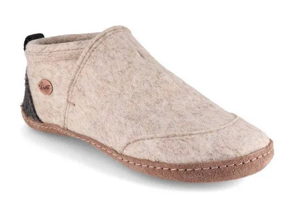 WoolFit WoolFit moderne Filz-Hausschuhe „Taiga“ mit geschlossener Form für einen stabilen Sitz, Beige (ungefärbt), – Produktbild 1 von 4