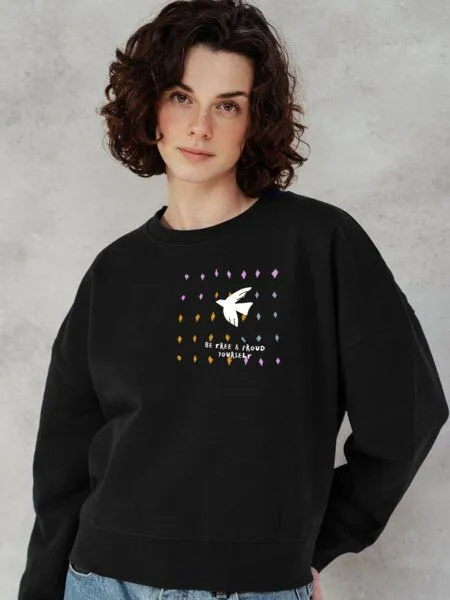 Kultgut Kultgut Artdesign - Pulloversweater Boxistyle / BE FREE & PROUD YOURSELF, Schwarz, – Produktbild 1 von 8