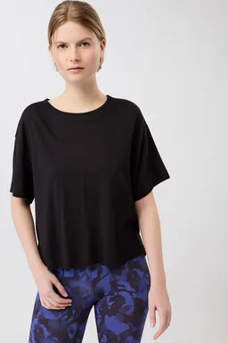 mandala mandala Damen vegan T-Shirt Boxy Tee Schwarz – Produktbild 1 von 1