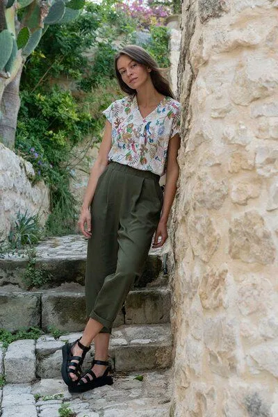 WiDDA berlin WiDDA berlin Bundfaltenhose oliv aus TENCEL® – Produktbild 3 von 4