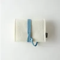 matilda k. manufaktur matilda k. manufaktur Schmuckaufbewahrung 'schmucknest' mittel aus Wollfilz wollweiß 'matilde', Wollweiß, – Produktbild 1 von 2