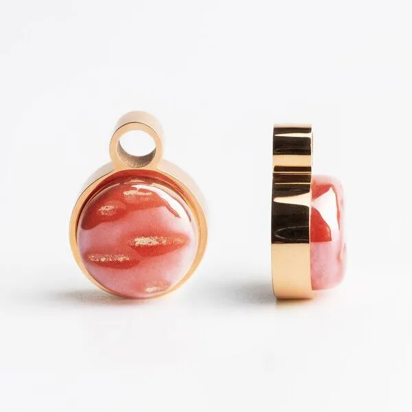 ALEXASCHA ALEXASCHA Roségold Clip Creolen mit Anhänger | Mix & Match, Kirschrot, – Produktbild 3 von 4