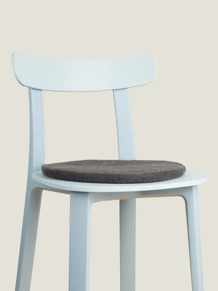 myfelt myfelt Flachfilz Sitzauflage (⌀ 36 cm, 36 x 36 cm), Anthrazit (kuno), – Produktbild 4 von 4