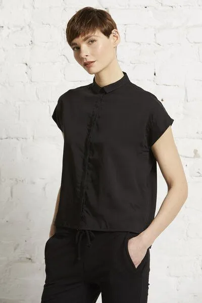 Wunderwerk Wunderwerk Damen Bluse, kurzärmelig, "TENCEL square blouse 1/2", Schwarz, – Produktbild 1 von 4