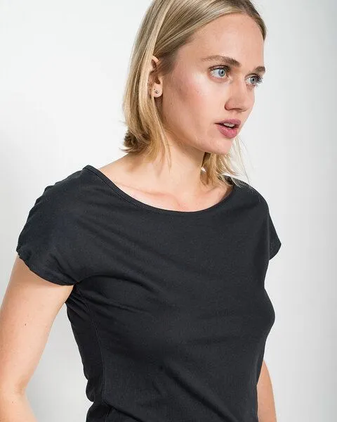 Alma & Lovis Alma & Lovis T-Shirt aus Bio-Baumwolle | Short Pure, Schwarz, – Produktbild 2 von 4