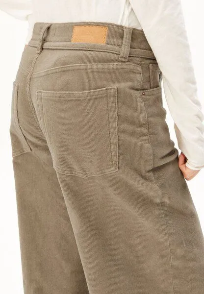 ARMEDANGELS ARMEDANGELS ASTRAEAAS CORDUROY Damen Cordhose aus Bio-Baumwoll Mix, Light sage, – Produktbild 3 von 4