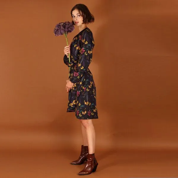 ManduTrap ManduTrap Florales Wickelkleid Lanah aus Bio Baumwolle (kbA) – Produktbild 3 von 4
