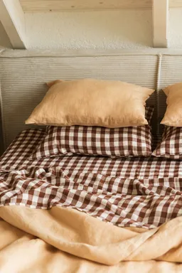 AmourLinen AmourLinen unisex vegan Set Bettlaken Mocha Gingham – Produktbild 1 von 1