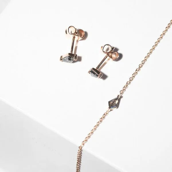Eppi Eppi Halskette mit Salt and Pepper Diamant in Kite Form Ranka, Gelb, – Produktbild 3 von 3
