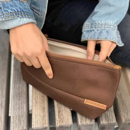 BOWLEANIES TASCHEN BOWLEANIES TASCHEN Schminktasche XL aus Lederfaserstoff – Produktbild 1 von 1