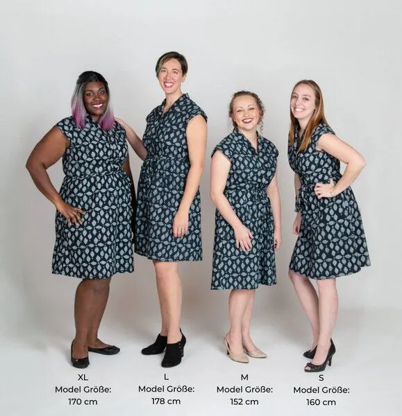 Global Mamas Global Mamas Bio Kleid - RETRO - Rings, Gingham navy (blau), – Produktbild 3 von 4