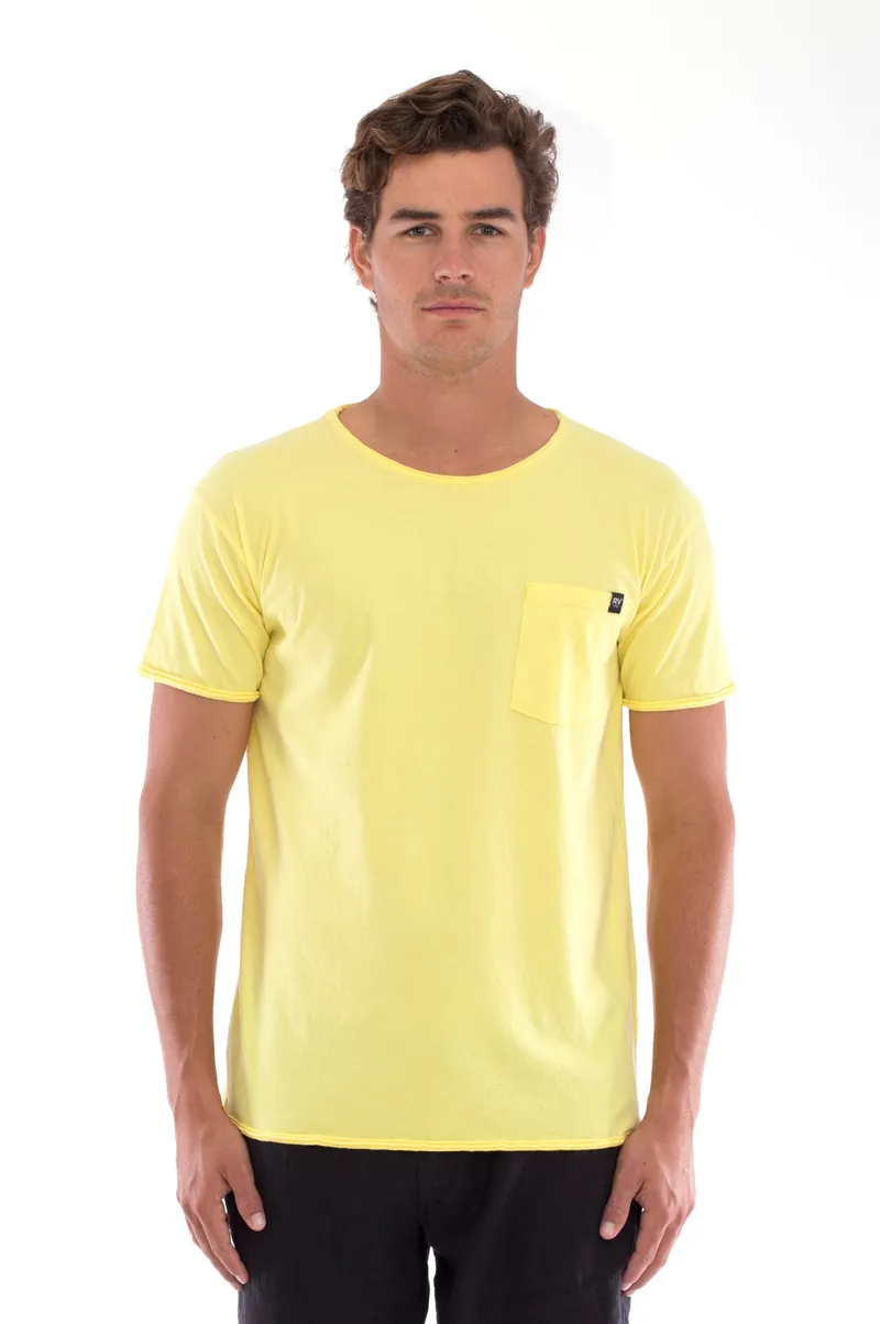 RAVENS VIEW IBIZA RAVENS VIEW IBIZA Herren vegan T-Shirt Rundhalsausschnitt Wild Pocket Limonengelb, Gelb, – Produktbild 1 von 1