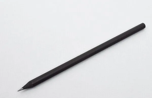 tyyp Bleistift schwarz – minimalistischer Schreibstift – nachhaltig by tyyp – Produktbild 1 von 3