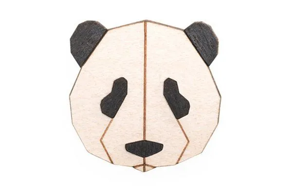 BeWooden BeWooden Brosche aus Holz Panda – Produktbild 1 von 4