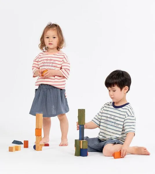 Sense Organics & friends in cooperation with GARY MASH Sense Organics & friends in cooperation with GARY MASH Weicher Kinderrock aus Bio-Musselin, Blaugrau (blau), – Produktbild 2 von 4