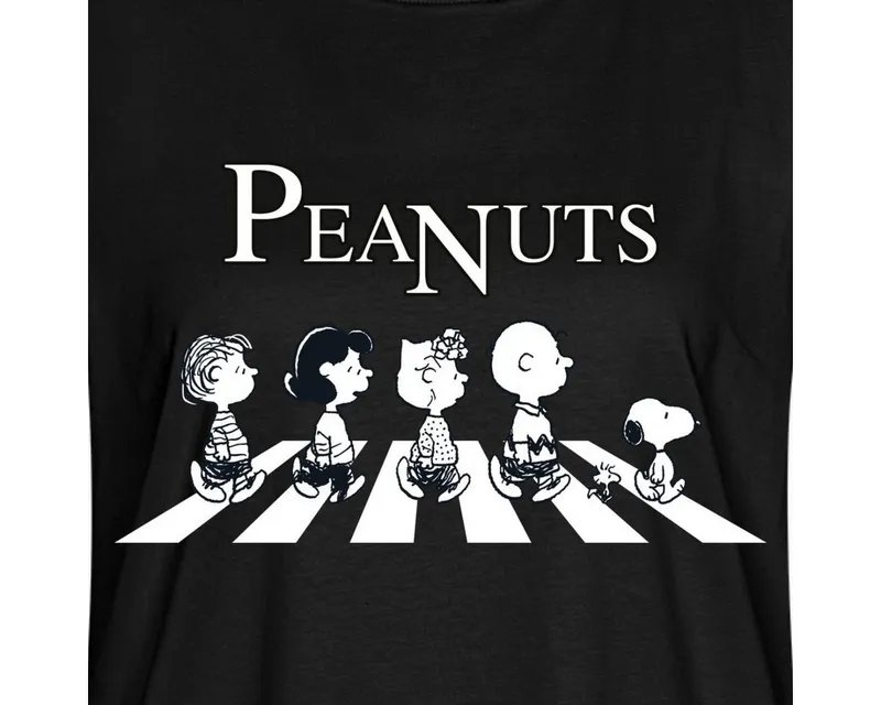 Spreadshirt T-Shirt Peanuts and Friends Abbey Road Damen Casual Relaxed T-Shirt (1-tlg) Lässige Passform, Schwarz, – Produktbild 2 von 4