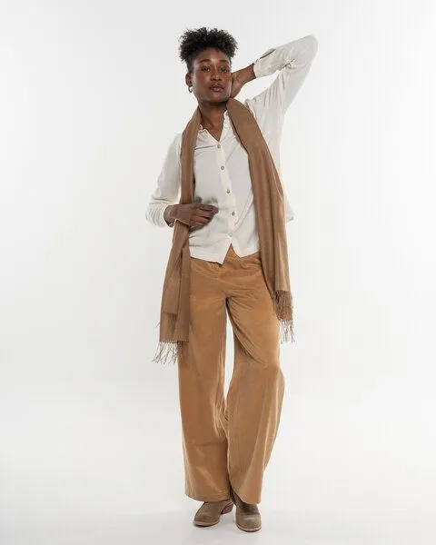 Alma & Lovis Alma & Lovis Weite Marlenehose aus softem Cotton-Lyocell-Mix | Luxury Marlene, Sahara gold (gelb-beige), – Produktbild 3 von 4
