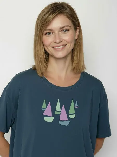 GreenBomb GREENBOMB Fleet Feel - Lässiges T-Shirt aus Bio-Baumwoll-Mix / hochwertiger Print / GOTS / Fair & Vegan, Blau (ash blue), – Produktbild 2 von 4