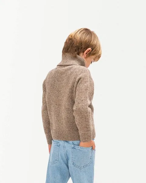 MATONA Matona Klassischer Rollkragenpullover für Kinder aus recycelter Wolle / Turtleneck Sweater, Pebble, – Produktbild 2 von 4