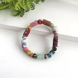 Worldfinds Worldfinds Kantha Armband Dot Dash – Produktbild 1 von 1