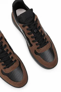 Veja Veja Sneakers V-10 Braun Schwarz - Größe 43 – Produktbild 1 von 1