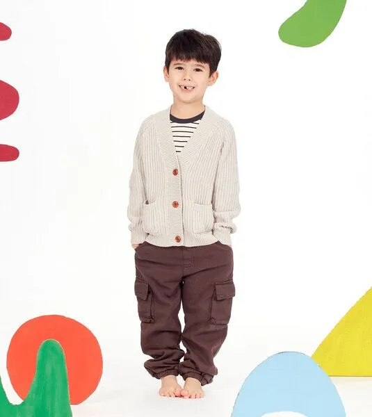 Sense Organics & friends in cooperation with GARY MASH Sense Organics & friends in cooperation with GARY MASH Gefütterte Kinder Cargohose aus aus Biobaumwolle, Braun, – Produktbild 2 von 4