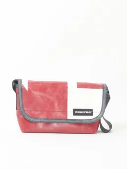 Freitag Freitag F41 Hawaii Five-O - red white (000004304064) – Produktbild 1 von 1