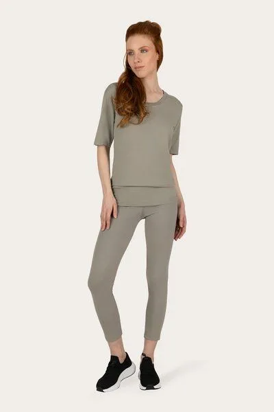 Urban Goddess Urban Goddess Dry Fit Yoga Shirt Kami, Smokey quartz (grau), – Produktbild 4 von 4