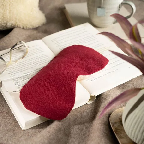 nahtur-design nahtur-design Augenkissen aus Leinen mit Amaranthfüllung & Zirbenspänen, Rot, – Produktbild 1 von 4