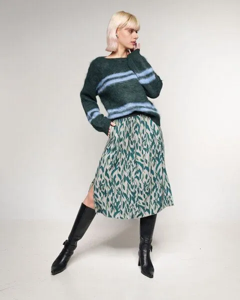 Alma & Lovis Alma & Lovis Modischer Print-Rock aus fließendem EcoVero | Leaf Skirt, Green, – Produktbild 4 von 4