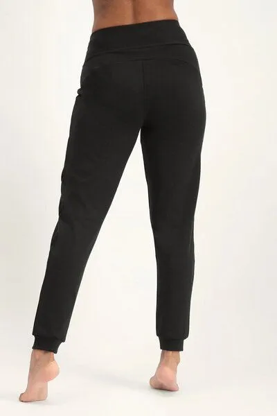Urban Goddess Urban Goddess Ojas Loose Fit Yoga Hose mit Bambus viskose, Onyx black (schwarz), – Produktbild 2 von 4