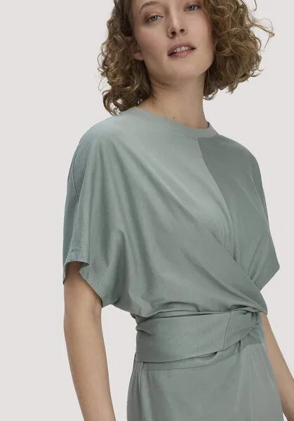 hessnatur hessnatur Jersey Kleid Midi Oversize aus reiner Bio-Baumwolle, Mattgrün, – Produktbild 2 von 4