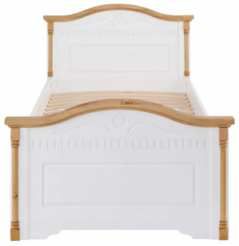 OTTO home Massivholzbett Graz, hohe Belastbarkeit, klassischer Landhausstil, FSC® zertifiziert (Breite/Belastbarkeit 180cm/220 KG, 90cm/=120KG), mit dekorativen Fräsungen, inklusive Lattenrost, Weiß, – Produktbild 8 von 8