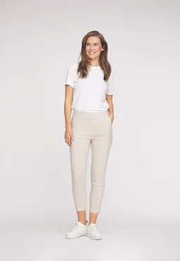 LAURIE LAURIE Damen vegan Slim Crop Pants Elizabeth Grey Sand – Produktbild 1 von 1