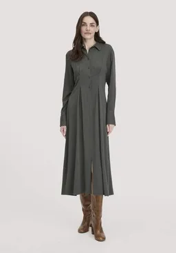 hessnatur hessnatur Kleid Midi Regular aus reiner LENZING ECOVERO Viskose – Produktbild 1 von 1