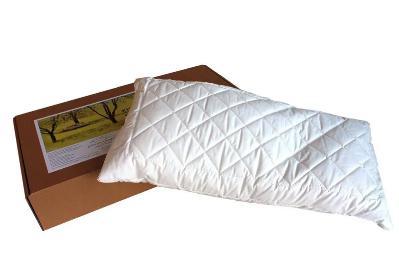 geborgenschlafen Zirbenkissen mit Schafschurwolle – Kopfkissen mit Bio Baumwollbezug, befüllt mit Zirbenspänen aus Zirbenholz, Weiß, – Produktbild 2 von 3