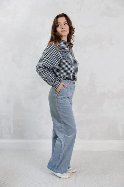 Jyoti - Fair Works Jyoti - Fair Works Bio-Baumwollcord Hose Suhrutam, Nebel, – Produktbild 2 von 3