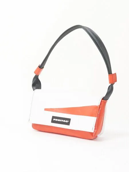 Freitag Freitag F171 LAURA - red white (000004466063) – Produktbild 2 von 3