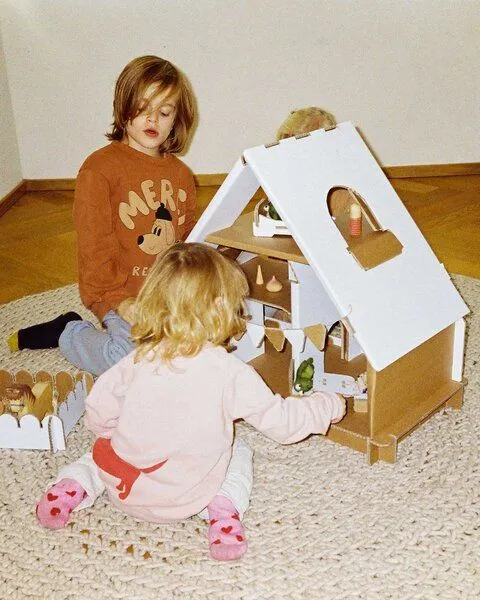 Papperlapapp Papperlapapp Puppenhaus Tiny Tales Playhouse – Produktbild 3 von 4