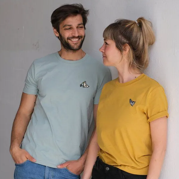 LIGARTI Besticktes T-Shirt – Claude die Taube – LIGARTI Tiermanufaktur, Altrosa, – Produktbild 3 von 4