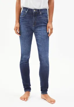 ARMEDANGELS ARMEDANGELS TILLAA - Damen Jeans Skinny Leg Mid Waist Bio-Baumwoll Mix X-Stretch – Produktbild 1 von 1