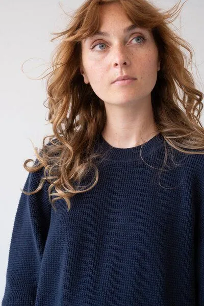 TIRALAHILACHA TIRALAHILACHA Unisex Tam Sweater Organic Cotton, Blau, – Produktbild 3 von 4