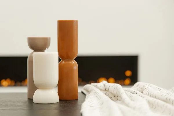 Originalhome Originalhome Nachhaltiges Kerzengeschenk: Handgegossene vegane Designkerze - Organic L,, Cognac, – Produktbild 3 von 3